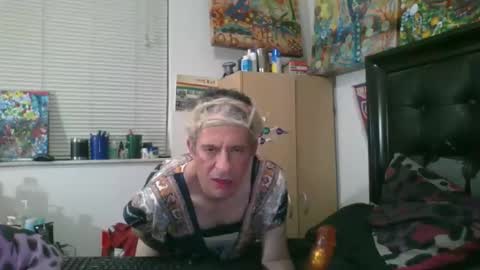 giovanni131971 online show from 12/15/25, 10:47