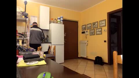 giovanni_1964 online show from 10/02/25, 05:09