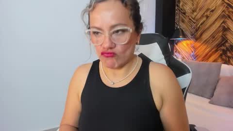 G I S E P L A online show from 03/26/26, 06:13