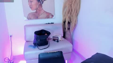 Snapshot of gipsysmitts chatting on 11/08/25, 03:45 Gipsy online show from 11/08/25, 03:45