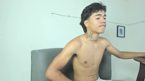 Snapshot of giraldo_giraldo chatting on 03/02/26, 01:07 Giraldo online show from 03/02/26, 01:07