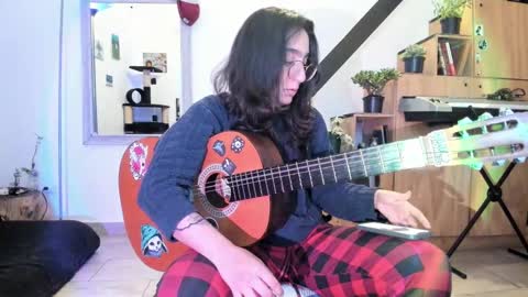 girasol1921 online show from 12/04/24, 01:36