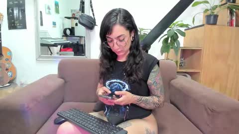 girasol1921 online show from 03/11/25, 09:48