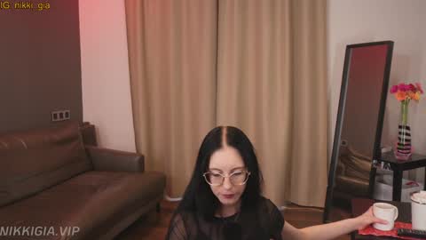 Nikki online show from 03/02/26, 04:36