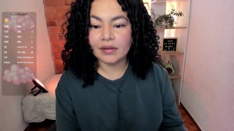 girl_inline online show from 02/15/25, 08:43