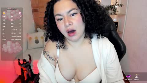 girl_inline online show from 02/18/25, 10:25