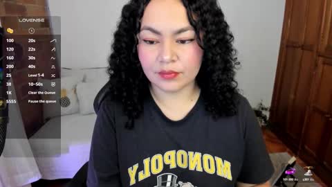 girl_inline online show from 02/26/25, 11:04