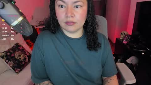 girl_inline online show from 10/14/25, 01:50