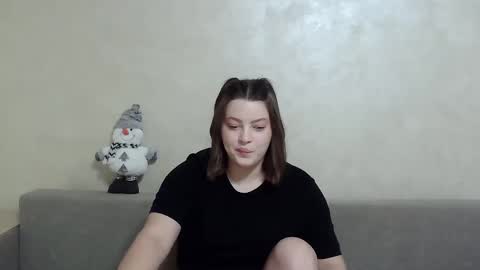 girl_leya online show from 12/05/24, 10:34