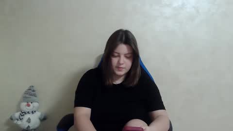 girl_leya online show from 12/27/24, 11:10