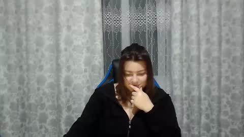 girl_leya online show from 01/28/25, 09:29