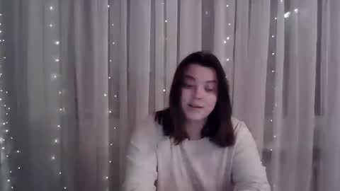 girl_leya online show from 02/19/25, 08:31