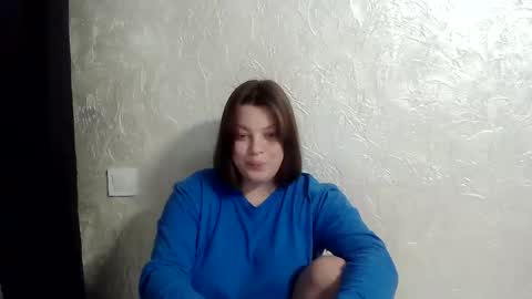 girl_leya online show from 12/15/25, 09:08