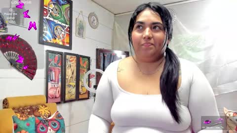 Snapshot of girl_luna_ chatting on 09/24/25, 07:50 girl_luna_ online show from 09/24/25, 07:50