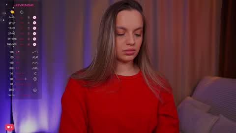 Snapshot of girl_peach_ chatting on 02/24/25, 06:15 Kate online show from 02/24/25, 06:15