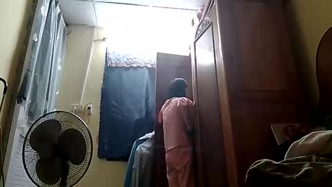 Snapshot of girlbaee chatting on 10/19/25, 12:39 Babe online show from 10/19/25, 12:39
