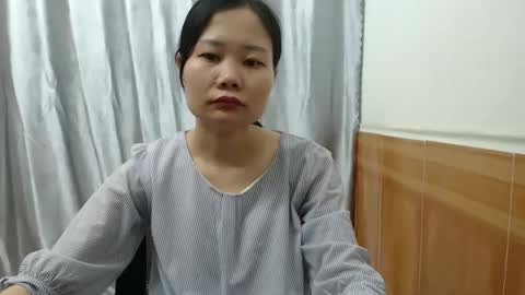 Snapshot of girlbaee chatting on 10/20/25, 12:44 Babe online show from 10/20/25, 12:44