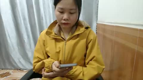Snapshot of girlbaee chatting on 10/23/25, 01:38 Babe online show from 10/23/25, 01:38