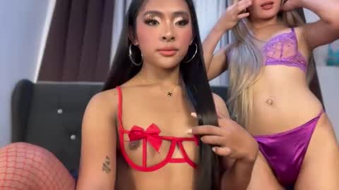 Snapshot of girlcock_dominantfucker chatting on 03/29/26, 08:25 queen ronna online show from 03/29/26, 08:25