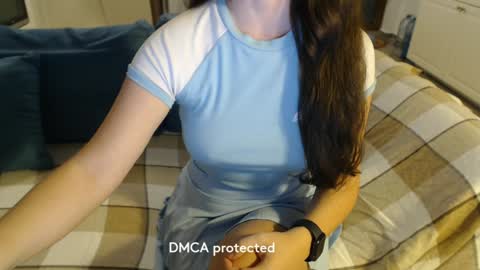 Girlfriend online show from 01/11/25, 07:05