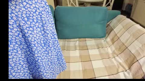 Snapshot of girlfrend10 chatting on 03/08/26, 05:28 Girlfriend online show from 03/08/26, 05:28