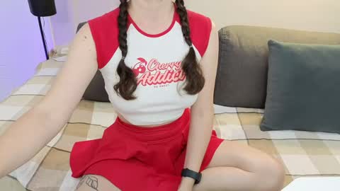 Snapshot of girlfrend10 chatting on 05/23/26, 03:27 Girlfriend online show from 05/23/26, 03:27