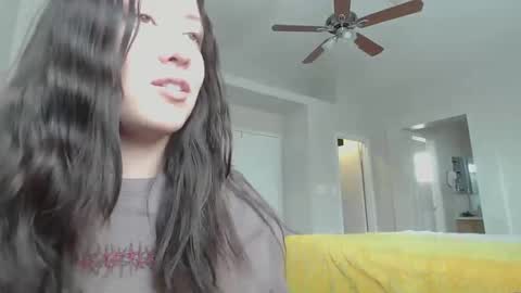 Snapshot of girlnextdoor702 chatting on 01/08/25, 06:31 Jasmine online show from 01/08/25, 06:31