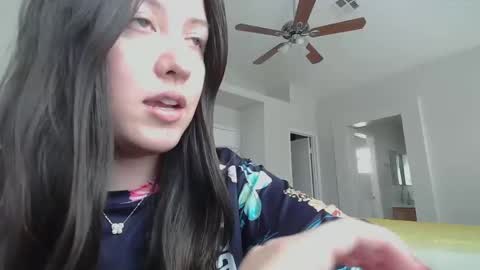 Snapshot of girlnextdoor702 chatting on 01/30/25, 06:21 Jasmine online show from 01/30/25, 06:21