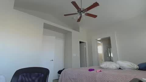 Snapshot of girlnextdoor702 chatting on 02/06/25, 09:49 Jasmine online show from 02/06/25, 09:49