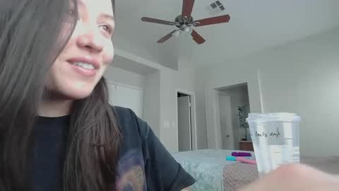 Snapshot of girlnextdoor702 chatting on 03/03/25, 09:05 Jasmine online show from 03/03/25, 09:05