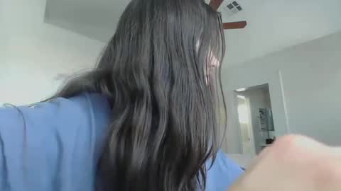 Snapshot of girlnextdoor702 chatting on 03/10/25, 08:34 Jasmine online show from 03/10/25, 08:34