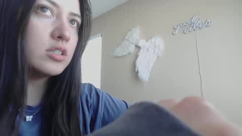 Snapshot of girlnextdoor702 chatting on 09/23/25, 05:27 Jasmine online show from 09/23/25, 05:27