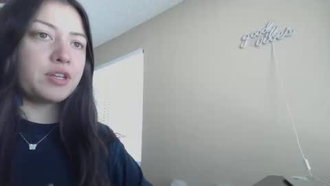 Snapshot of girlnextdoor702 chatting on 11/06/25, 05:14 Jasmine online show from 11/06/25, 05:14