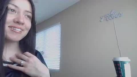 Snapshot of girlnextdoor702 chatting on 11/20/25, 05:12 Jasmine online show from 11/20/25, 05:12