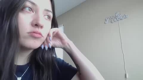 Snapshot of girlnextdoor702 chatting on 12/02/25, 04:57 Jasmine online show from 12/02/25, 04:57