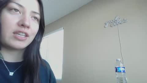 Snapshot of girlnextdoor702 chatting on 12/03/25, 05:44 Jasmine online show from 12/03/25, 05:44