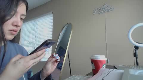 Snapshot of girlnextdoor702 chatting on 12/20/25, 04:14 Jasmine online show from 12/20/25, 04:14