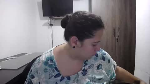 Ela online show from 02/23/25, 11:33