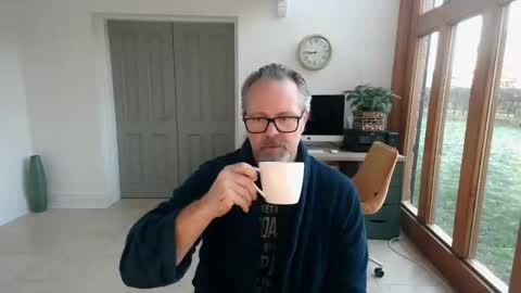 girlsandbikes online show from 01/10/25, 08:29