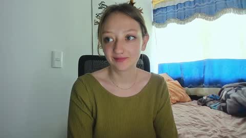 Maze    Thumbs up online show from 12/24/24, 03:58