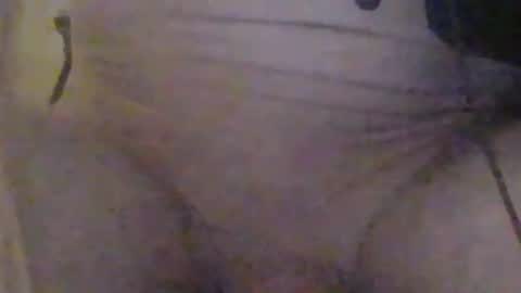 Snapshot of girlscallme666 chatting on 12/20/25, 02:29 lovegirlscallme online show from 12/20/25, 02:29