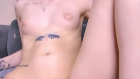 Snapshot of girlswannasex chatting on 11/02/25, 05:48 Ella Lisa Chloe online show from 11/02/25, 05:48