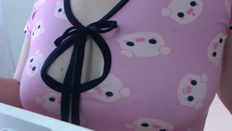 Snapshot of girlvictoria chatting on 11/03/25, 03:24 Victoria online show from 11/03/25, 03:24