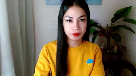 Snapshot of girlwhobelieveinmagic chatting on 03/10/25, 04:49 Callmenor online show from 03/10/25, 04:49