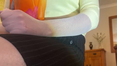 Snapshot of girlyfetish chatting on 03/12/25, 11:42 girlyfetish online show from 03/12/25, 11:42