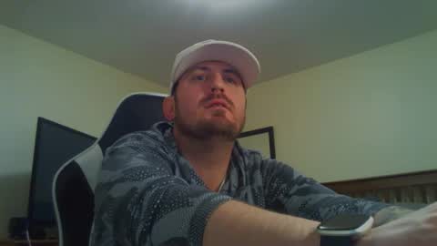 Snapshot of girthylax51 chatting on 01/01/25, 11:07 BIG K online show from 01/01/25, 11:07