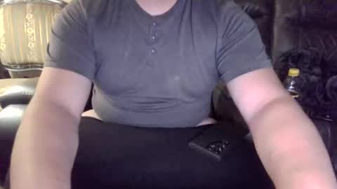 Snapshot of girthysausage904344 chatting on 01/11/25, 06:14 GirthySausage online show from 01/11/25, 06:14