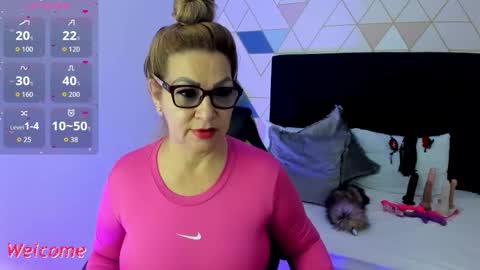 Gisella online show from 10/21/25, 12:39