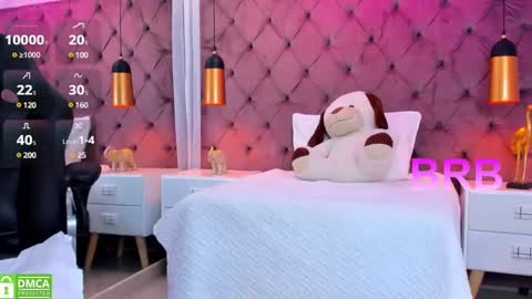 GISELA online show from 01/11/25, 04:14