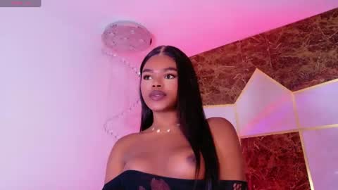 gisela_valencia online show from 06/16/26, 02:30